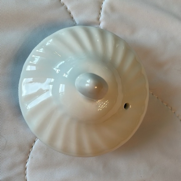 Charming little teapot for one - Picture 7 of 10